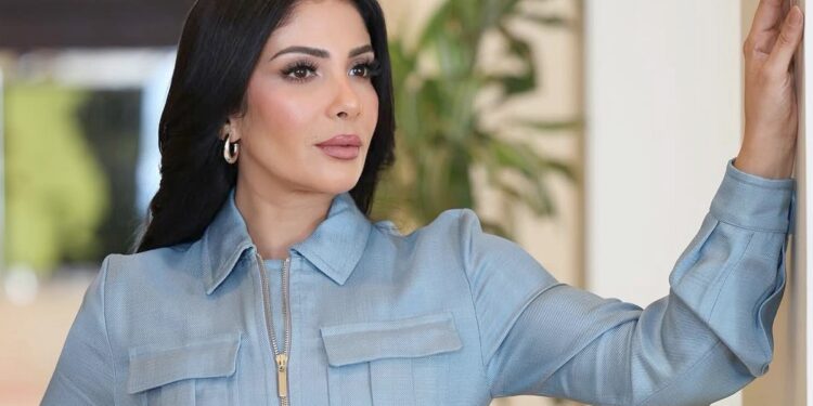 مهرجان الجونة يكرم منى زكي بجائزة الإنجاز الإبداعي..تفاصيل