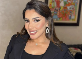 بكلمات مؤثرة..سحر الصديقي تستحضر ذكرى والدتها الراحلة