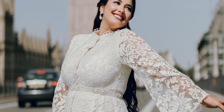 هبة لامان تعلن حملها وتشارك جمهورها فرحة انتظار مولودها