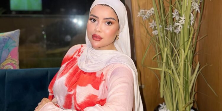 بكلمات مؤثرة..حفصة أبحيح تحن إلى جدتها الراحلة