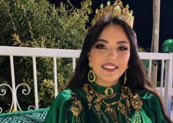 سامية ديكوك تحتفل بليلة الحناء وتشارك أجواء فرحتها