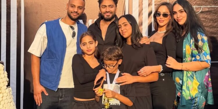 بسمة بوسيل وتامر حسني يحتفلان بعيد ميلاد نجلهما آدم في أجواء عائلية