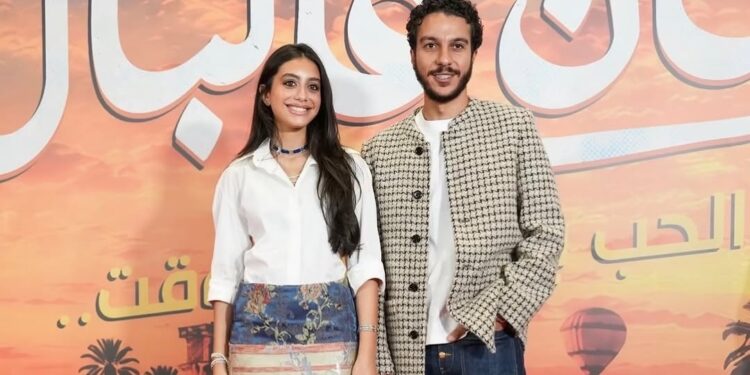 ياسمينا العبد تحتفل بنجاح تجربتها السينمائية وتوجه رسالة مؤثرة لطاقم العمل