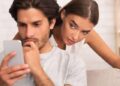 كيف أتجاوز مشكلة الغيرة المفرطة على زوجتي وأحافظ على استقرار حياتي الزوجية؟
